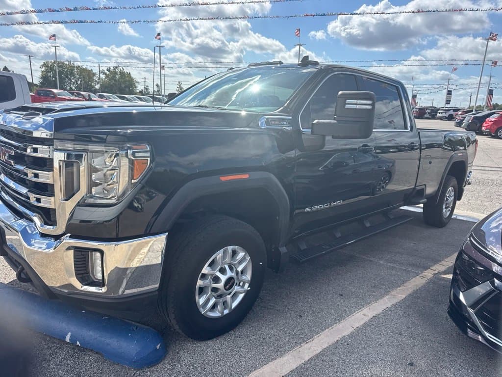 2022 GMC Sierra 2500HD SLE — photo 1 of 7