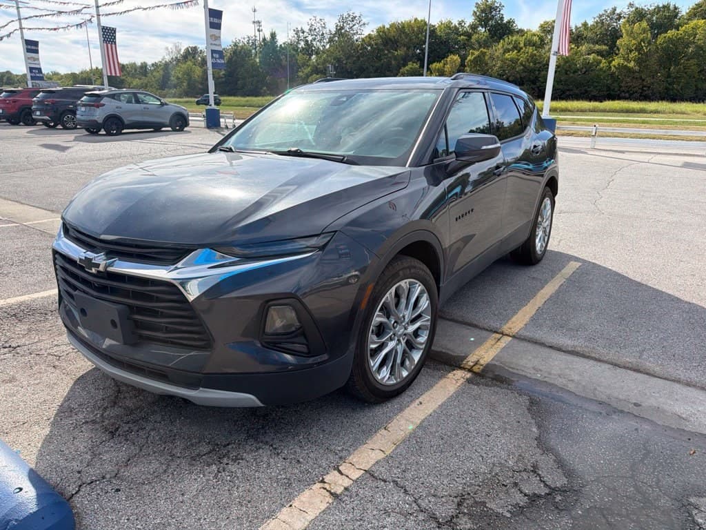 2022 Chevrolet Blazer LT — photo 1 of 9