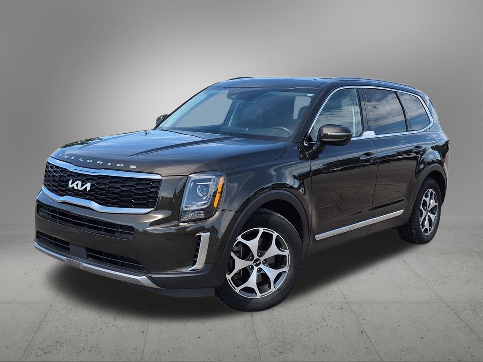2022 Kia Telluride EX — photo 1 of 37