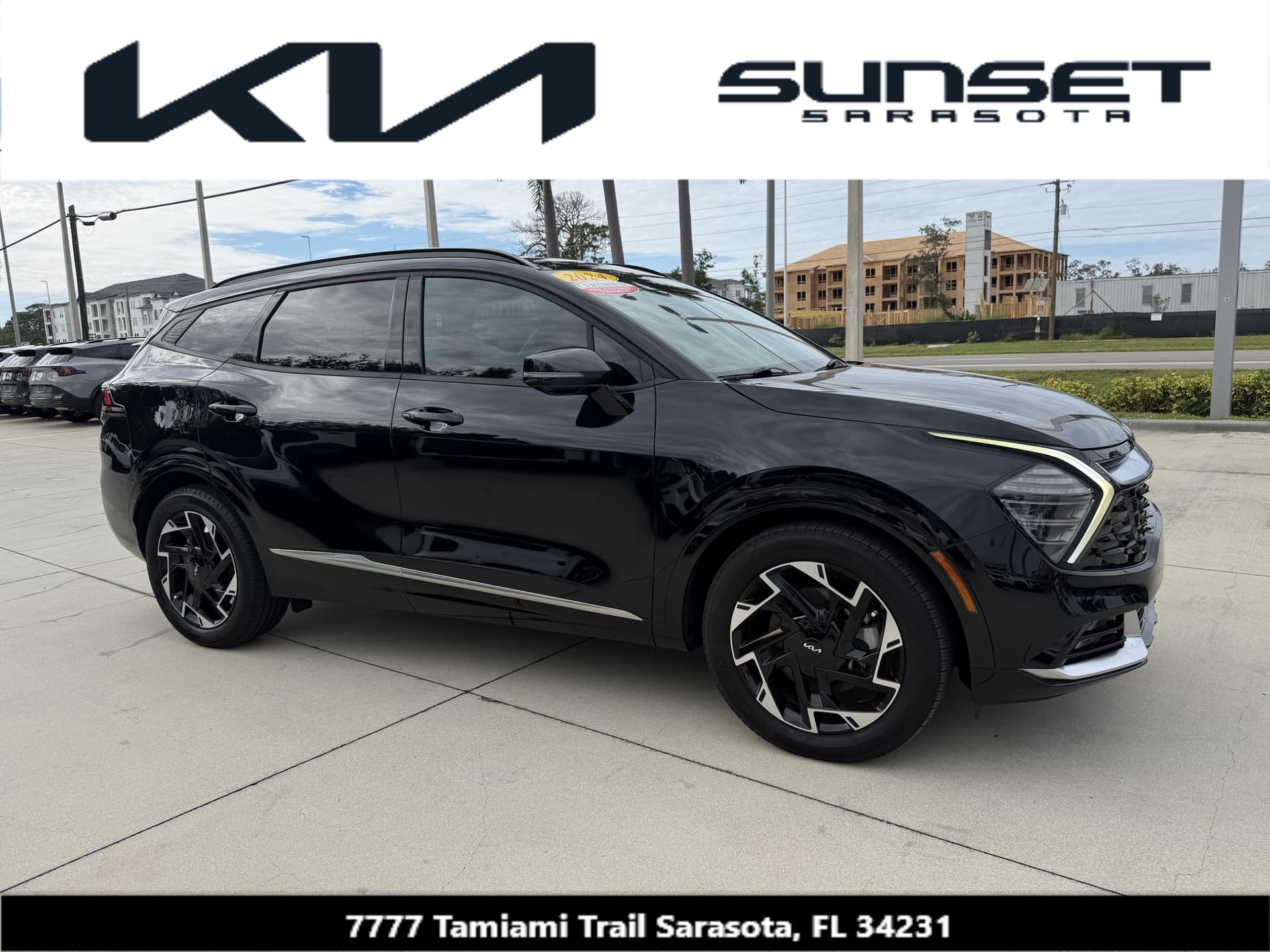 2024 Kia Sportage SX-Prestige — photo 1 of 35