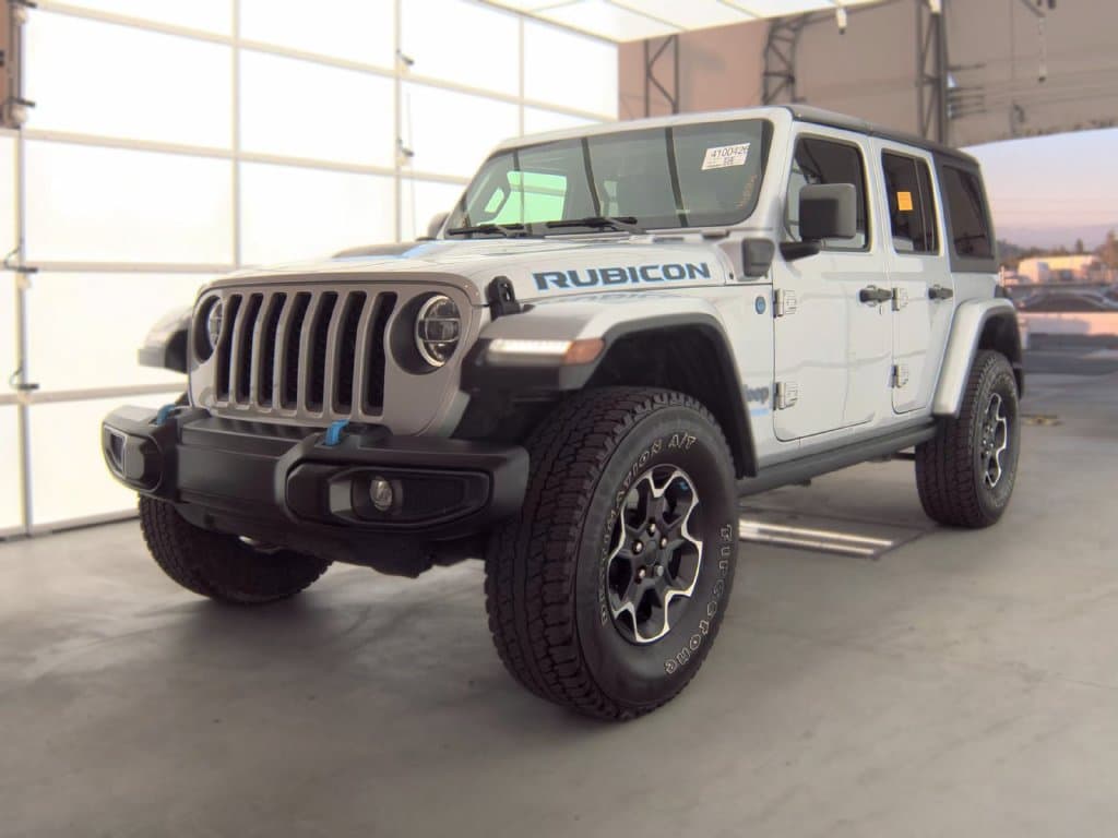 2022 Jeep Wrangler Base — photo 1 of 6