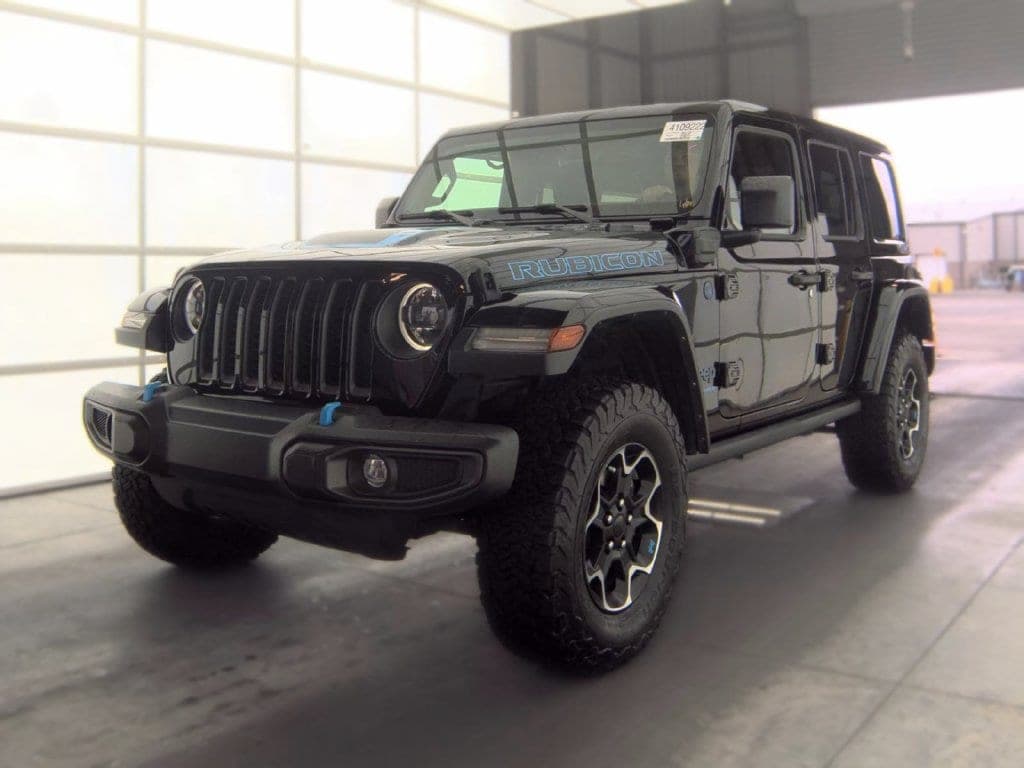2023 Jeep Wrangler Base — photo 1 of 6