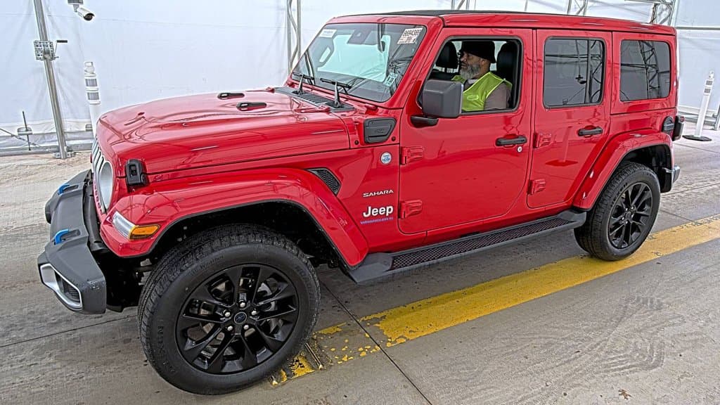 2024 Jeep Wrangler Base — photo 1 of 6