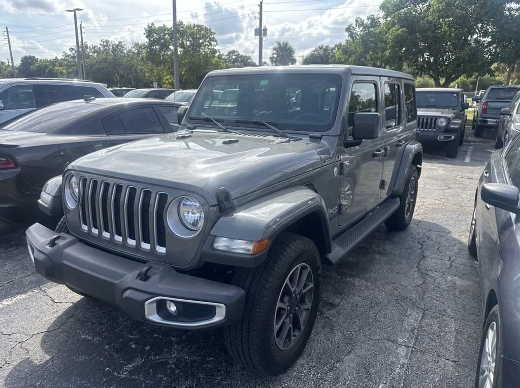 2023 Jeep Wrangler Sahara — photo 1 of 3