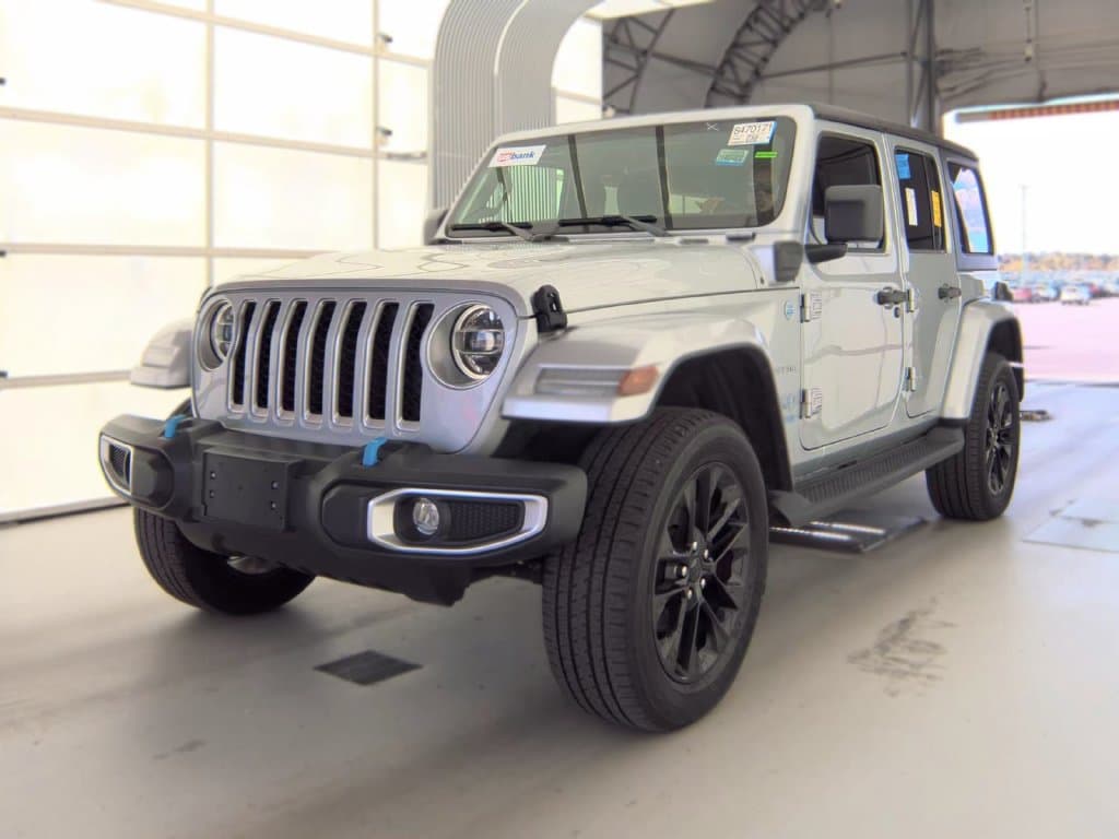 2022 Jeep Wrangler Base — photo 1 of 5