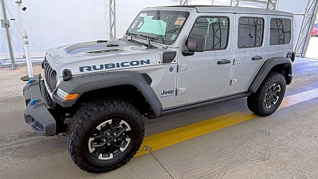 2024 Jeep Wrangler Rubicon — photo 1 of 6