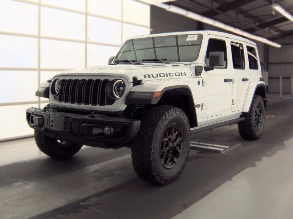 2024 Jeep Wrangler Base — photo 1 of 6