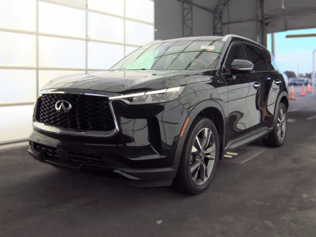 2023 INFINITI QX60 LUXE — photo 1 of 6