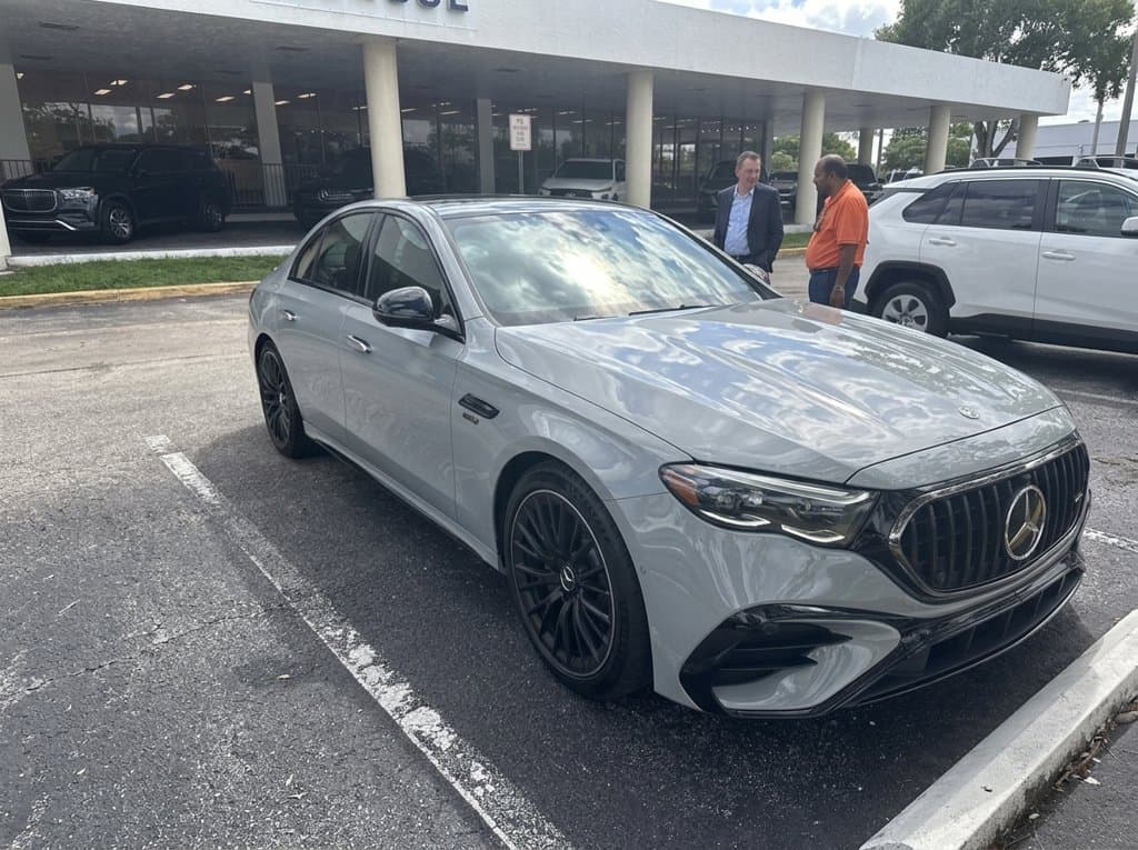 2026 Mercedes-Benz E-Class Base — photo 1 of 2