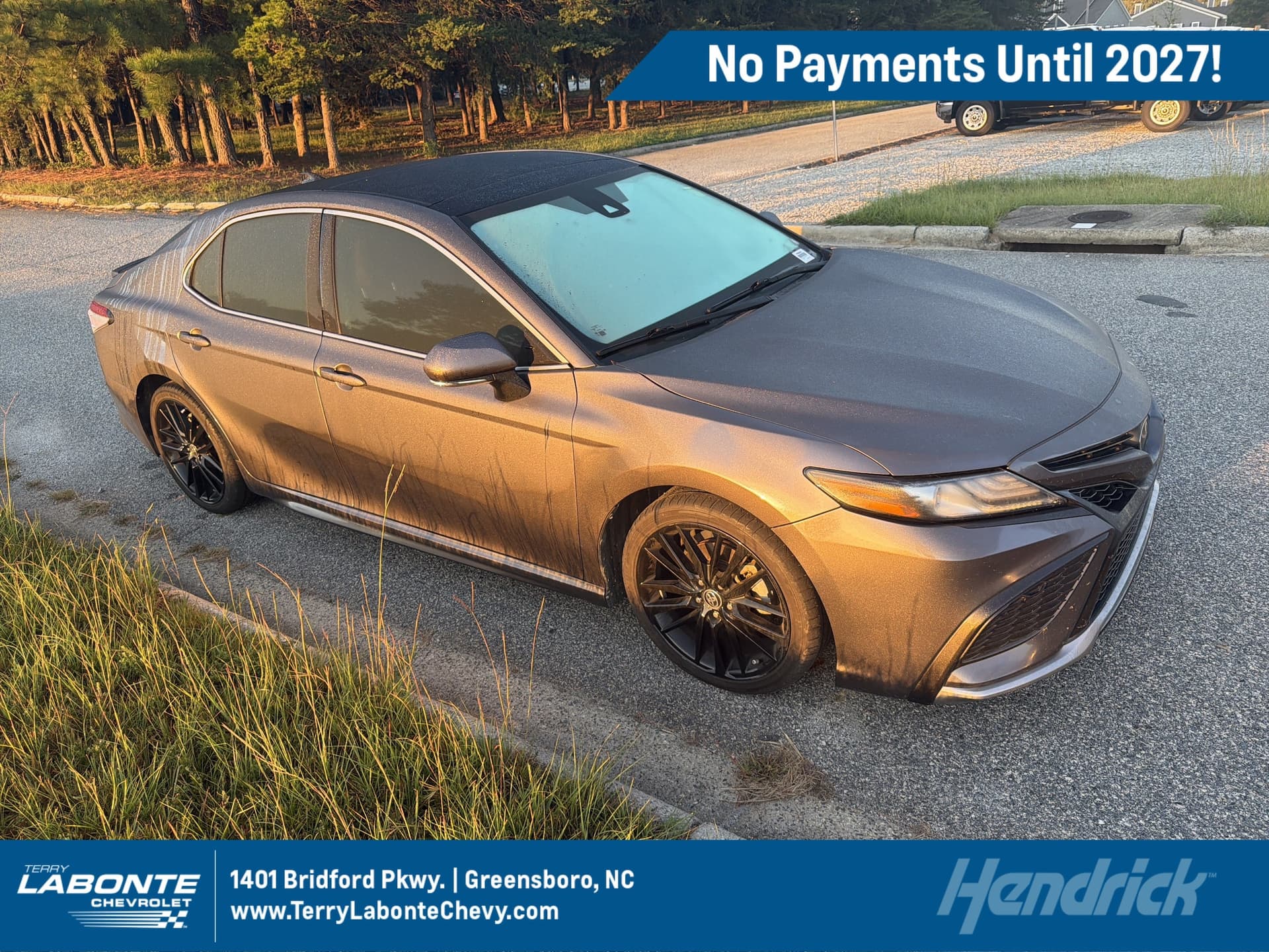 2022 Toyota Camry XSE V6 — photo 1 of 12
