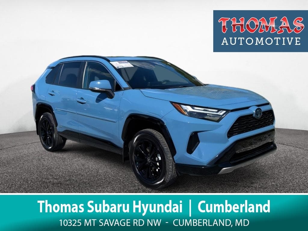 2023 Toyota RAV4 Hybrid SE — photo 1 of 43