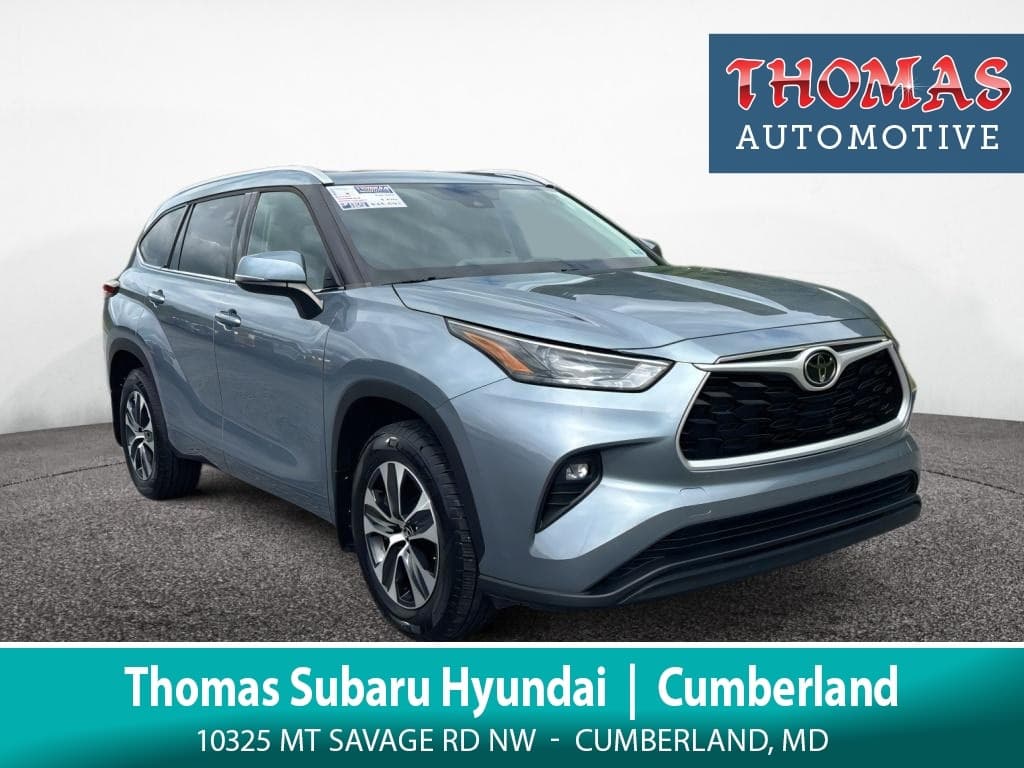 2022 Toyota Highlander XLE — photo 1 of 42