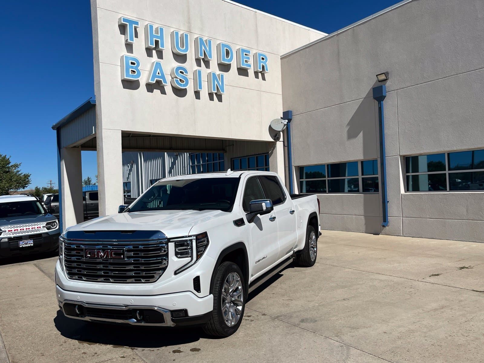 2025 GMC Sierra 1500 Denali — photo 1 of 30