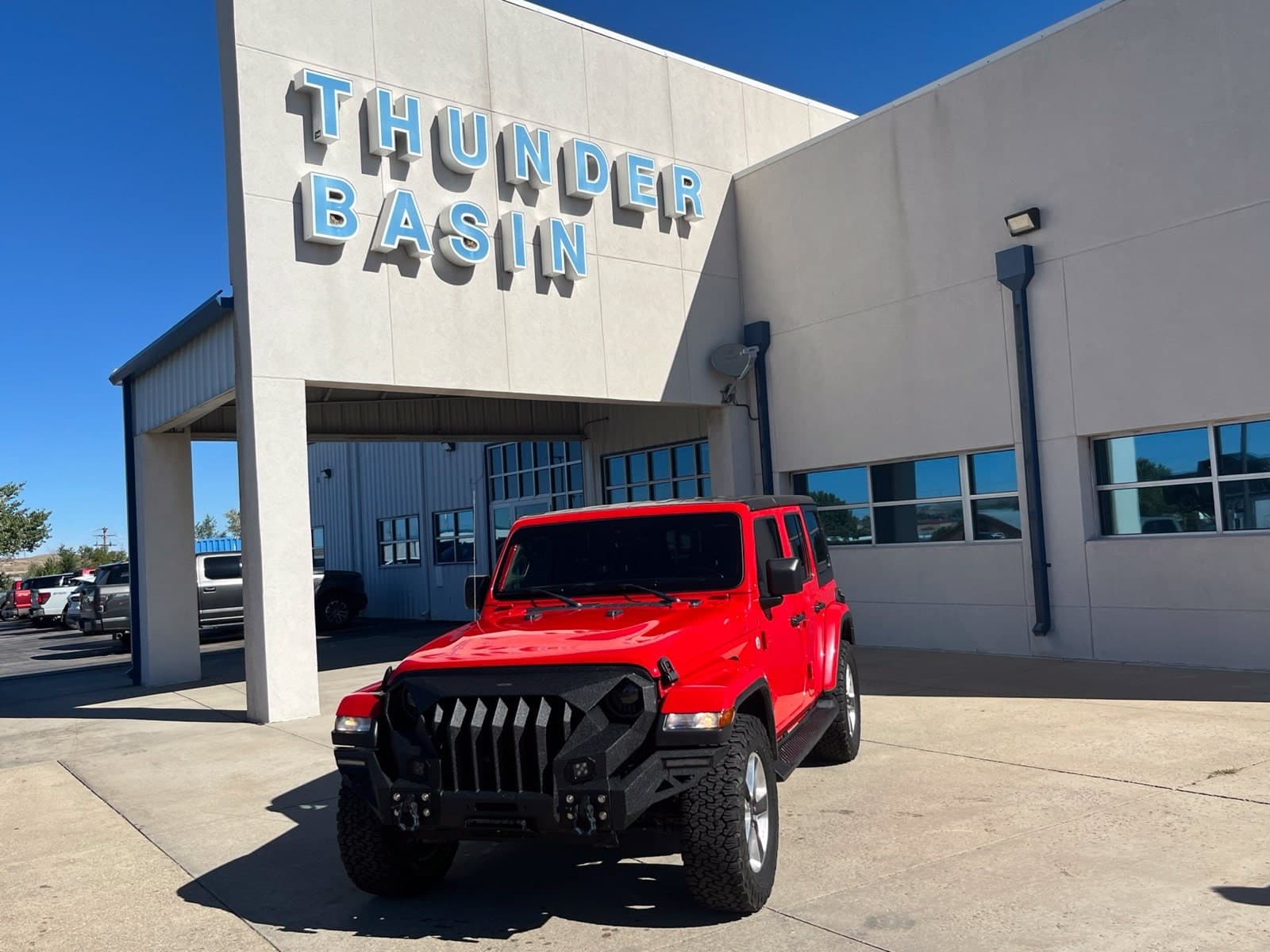 2022 Jeep Wrangler Unlimited Sahara — photo 1 of 31
