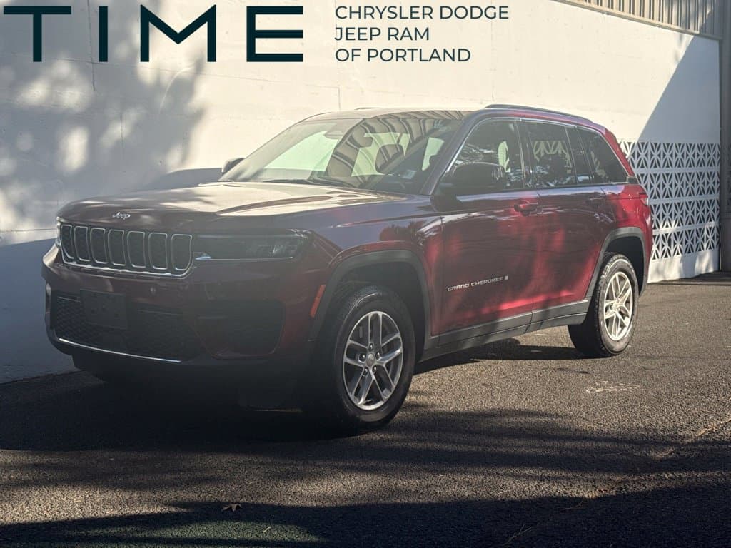 2025 Jeep Grand Cherokee Laredo X — photo 1 of 4