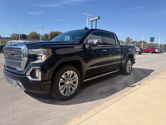 2020 GMC Sierra 1500 Denali — photo 1 of 9