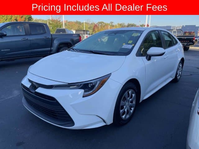 2024 Toyota Corolla LE — photo 1 of 13