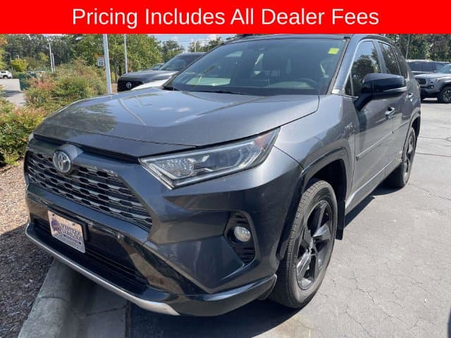 2020 Toyota RAV4 Hybrid XSE — photo 1 of 11