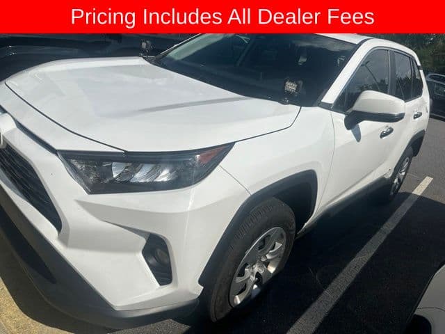 2022 Toyota RAV4 LE — photo 1 of 17