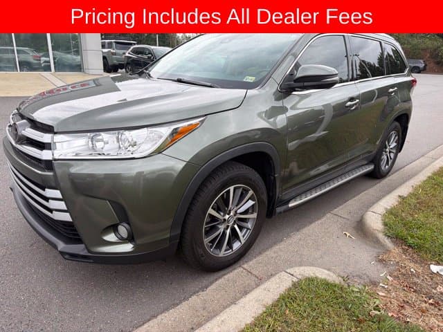 2019 Toyota Highlander XLE — photo 1 of 13