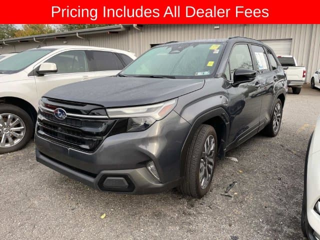 2025 Subaru Forester Touring — photo 1 of 14