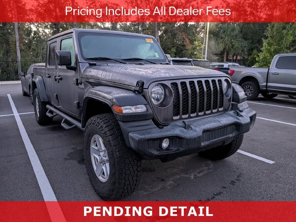 2020 Jeep Gladiator Sport — photo 1 of 10