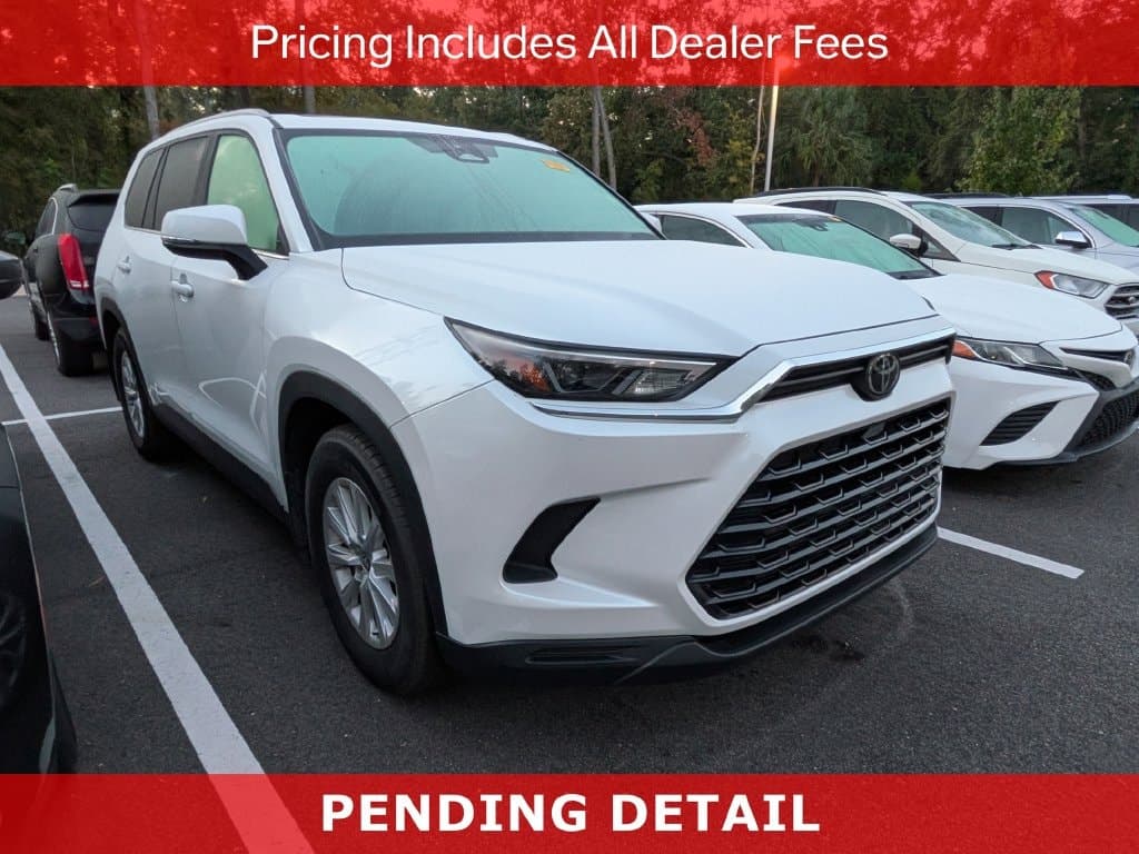 2025 Toyota Grand Highlander XLE — photo 1 of 11