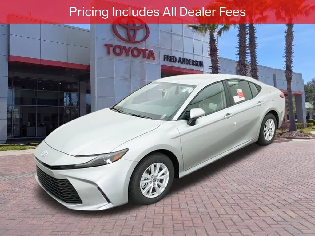 2026 Toyota Camry LE — photo 1 of 46