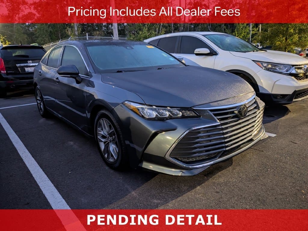 2020 Toyota Avalon XLE — photo 1 of 11