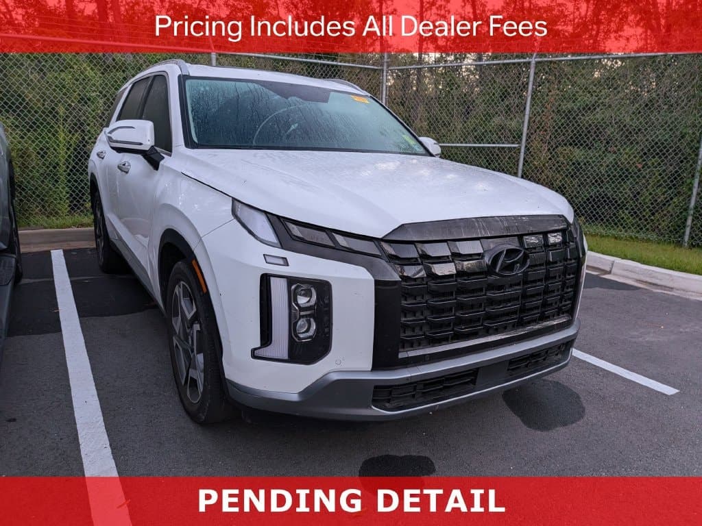 2024 Hyundai Palisade Limited — photo 1 of 10