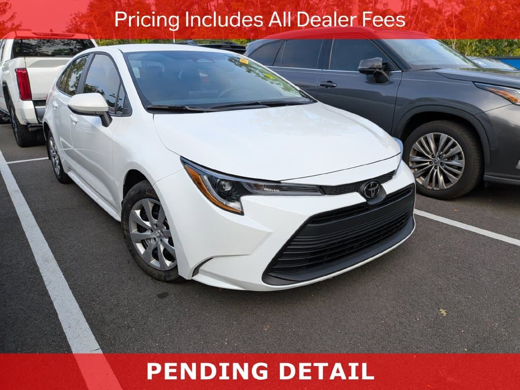 2026 Toyota Corolla LE — photo 1 of 33