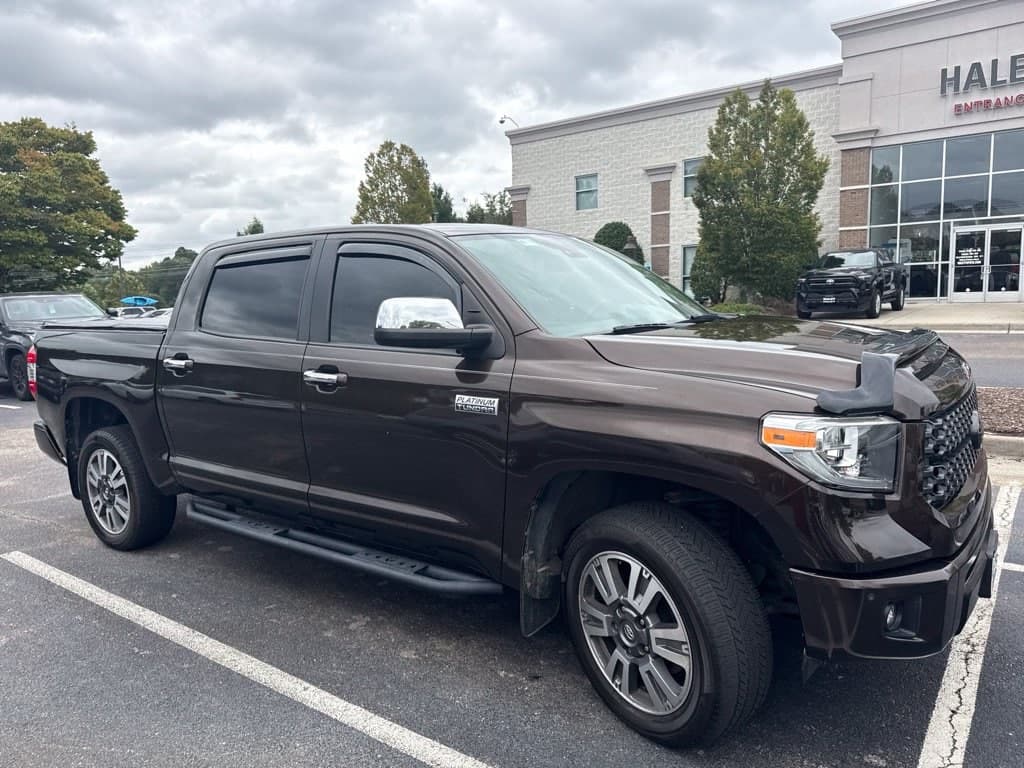 2020 Toyota Tundra 4WD Platinum — photo 1 of 6