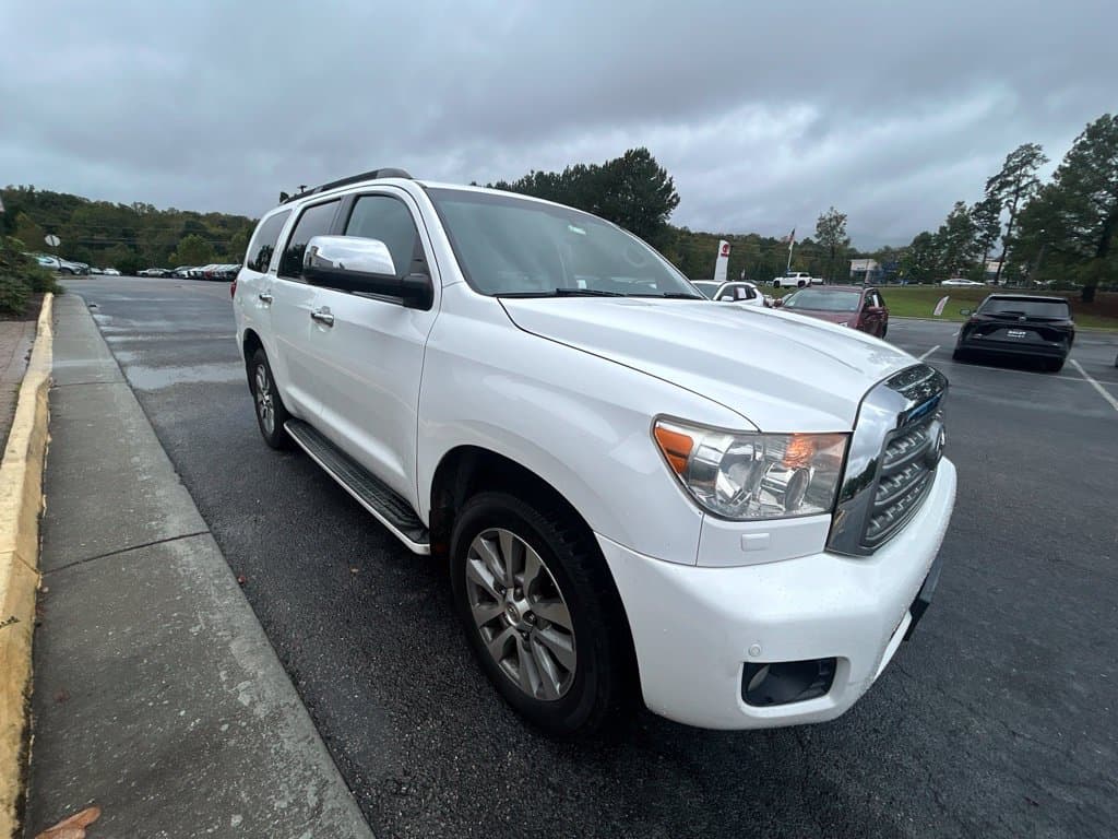 2017 Toyota Sequoia Limited — photo 1 of 7