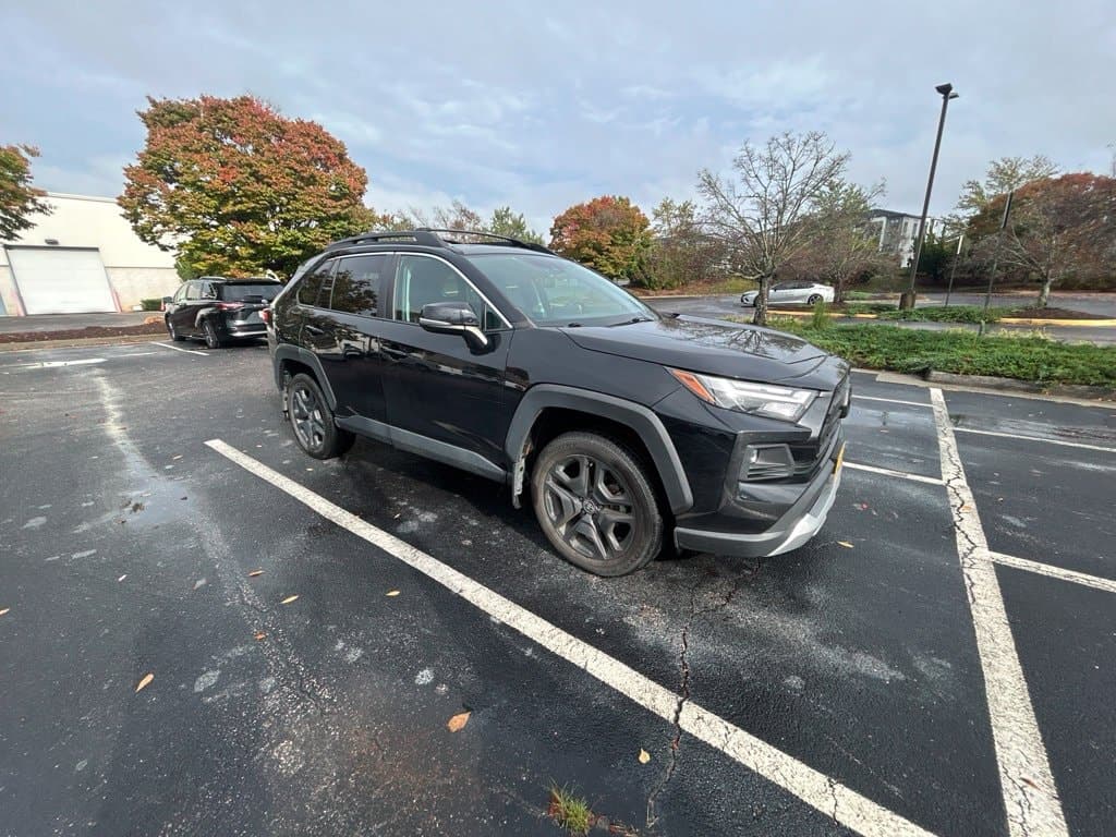 2022 Toyota RAV4 Adventure — photo 1 of 9