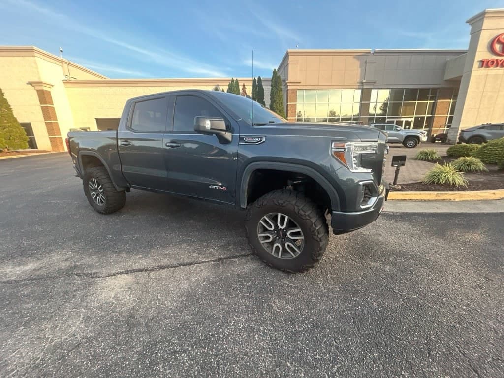 2021 GMC Sierra 1500 AT4 — photo 1 of 7