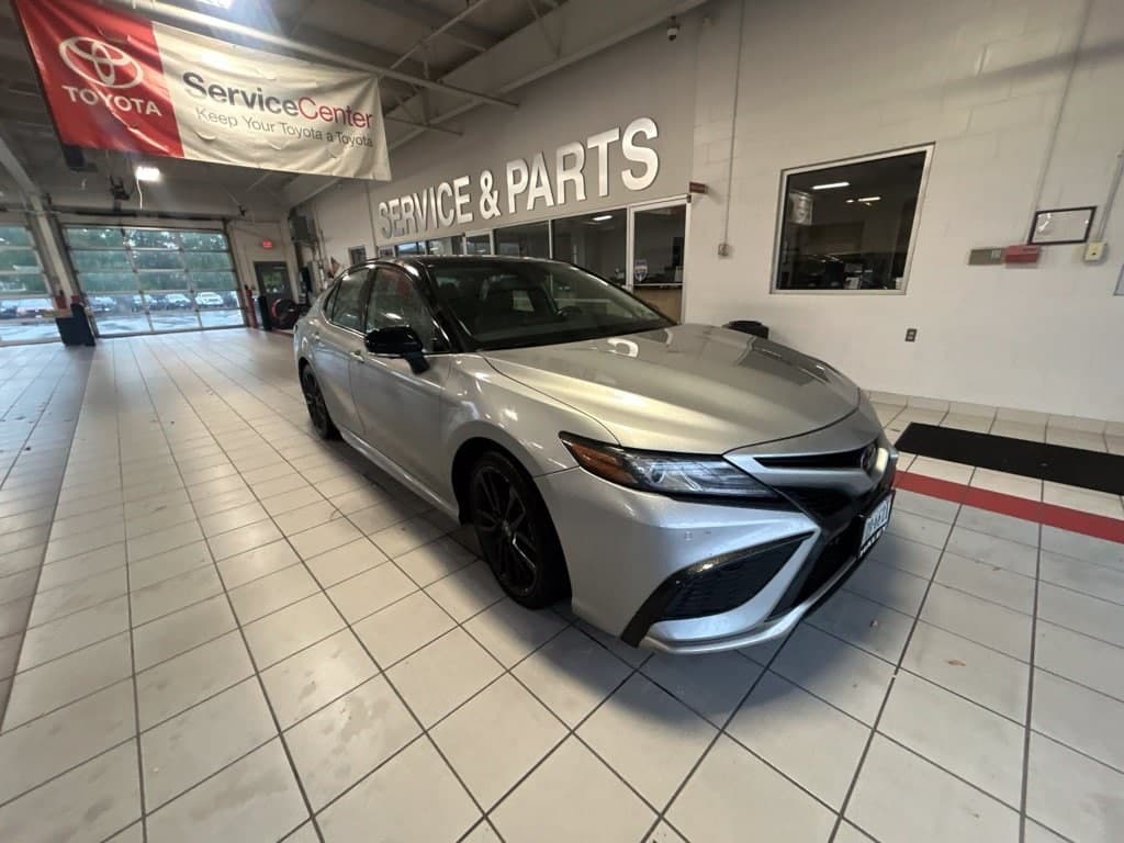 2024 Toyota Camry XSE V6 — photo 1 of 8