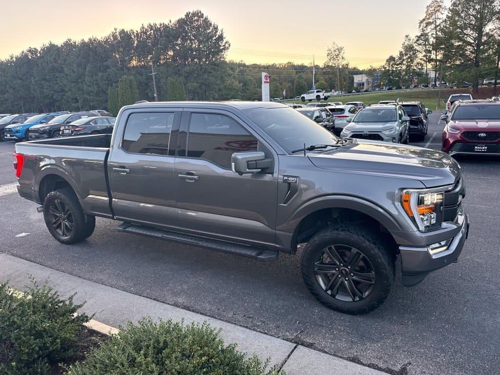 2021 Ford F-150 LARIAT — photo 1 of 10