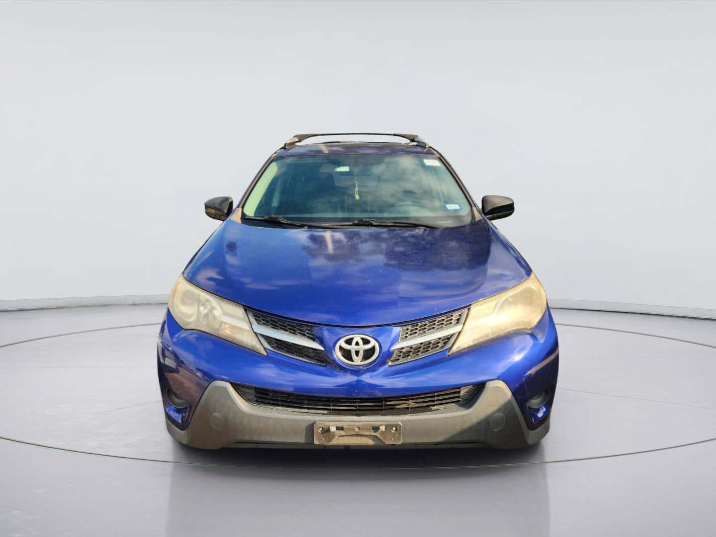 2014 Toyota RAV4 LE — photo 1 of 8