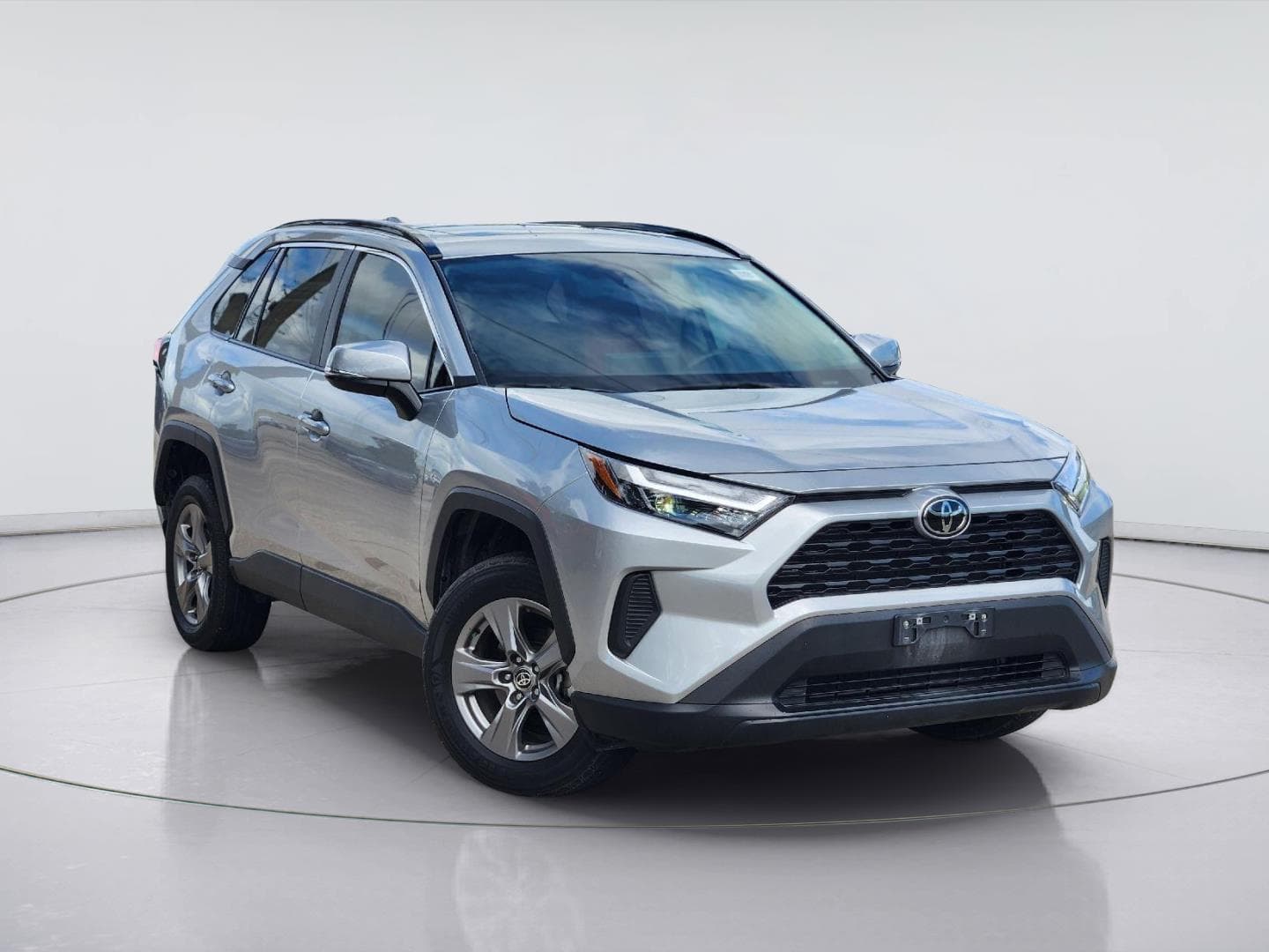 2024 Toyota RAV4 XLE — photo 1 of 23