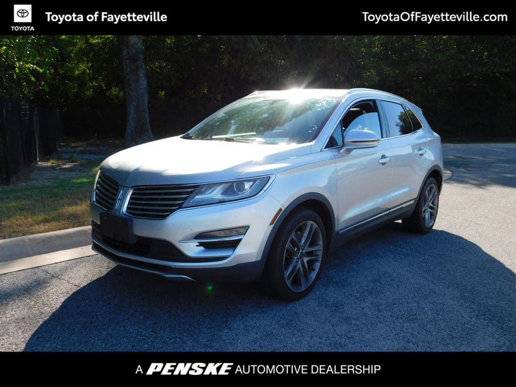 2015 Lincoln MKC Base — photo 1 of 12