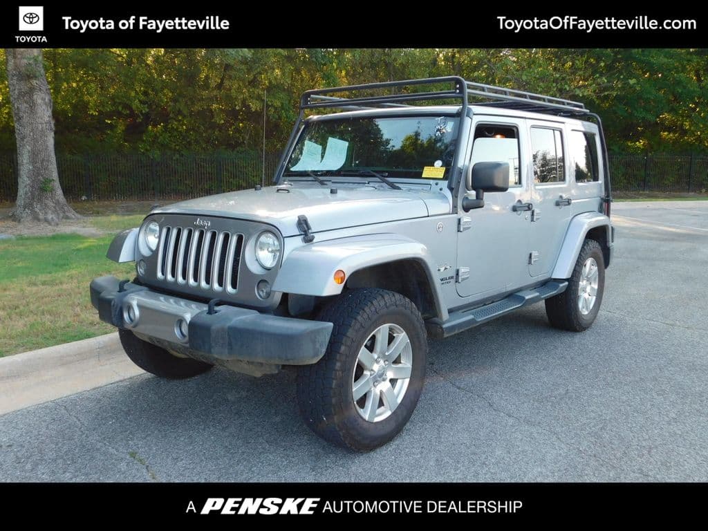 2016 Jeep Wrangler Unlimited Sahara — photo 1 of 10