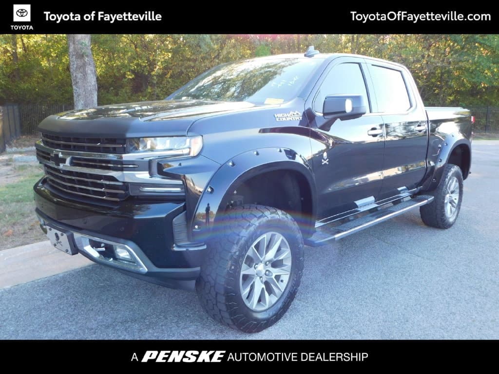 2020 Chevrolet Silverado 1500 High Country — photo 1 of 12