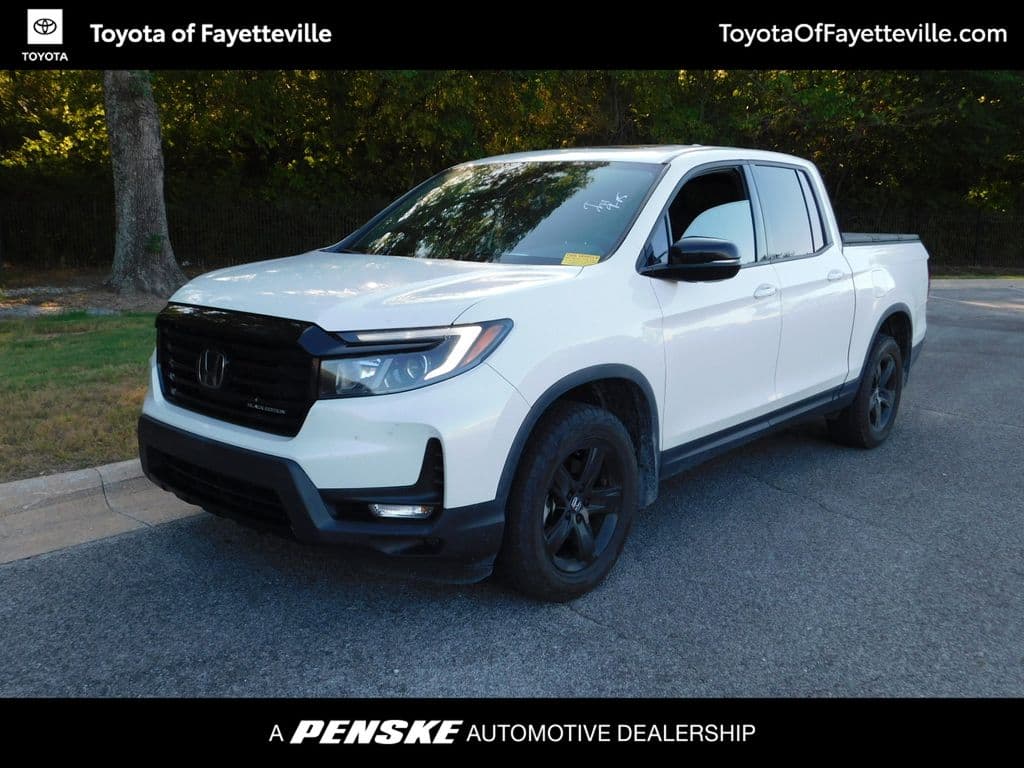 2023 Honda Ridgeline Black Edition — photo 1 of 12