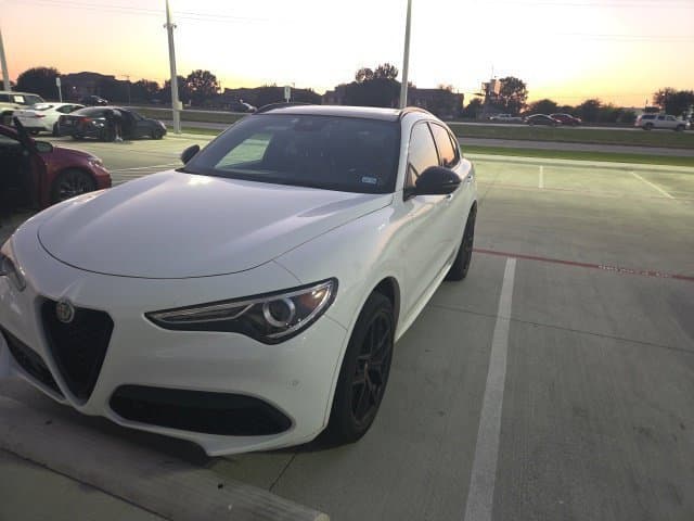 2021 Alfa Romeo Stelvio Ti — photo 1 of 7