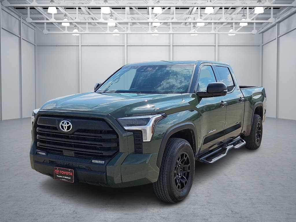 2023 Toyota Tundra 4WD Base — photo 1 of 20