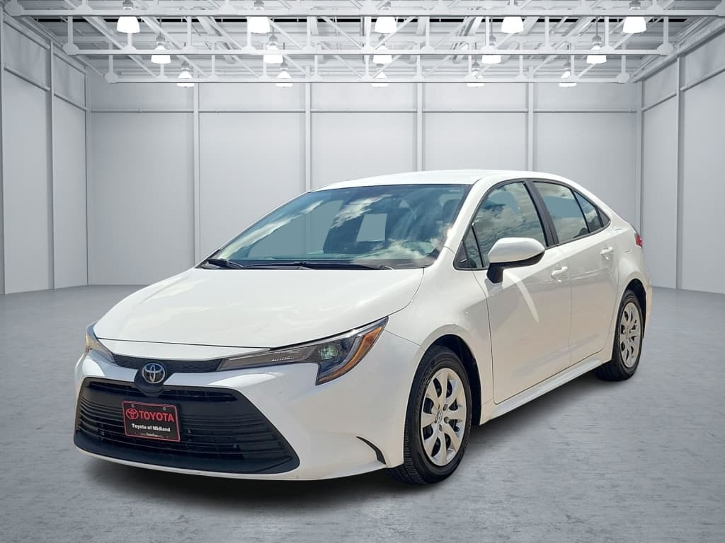 2025 Toyota Corolla LE — photo 1 of 20