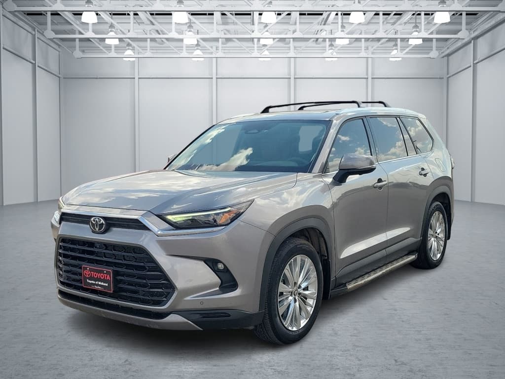2026 Toyota Grand Highlander Platinum — photo 1 of 20