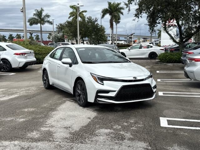 2027 Toyota Corolla SE — photo 1 of 46