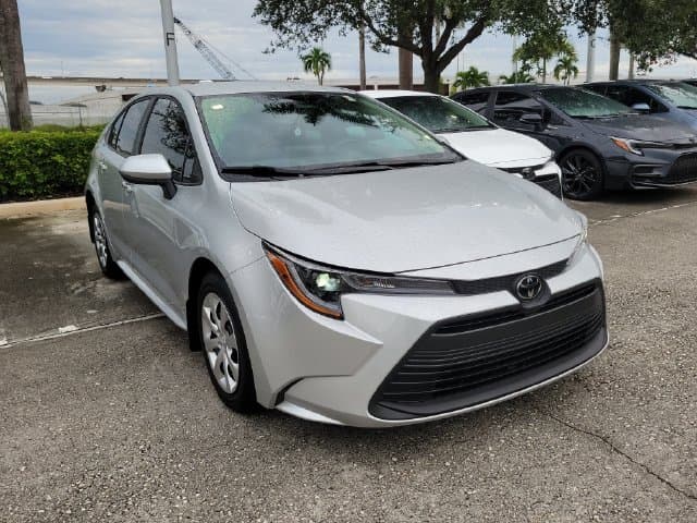 2026 Toyota Corolla LE — photo 1 of 21