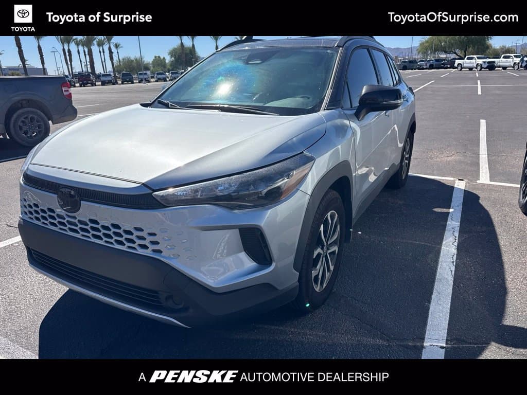 2026 Toyota Corolla Cross Hybrid SE — photo 1 of 9